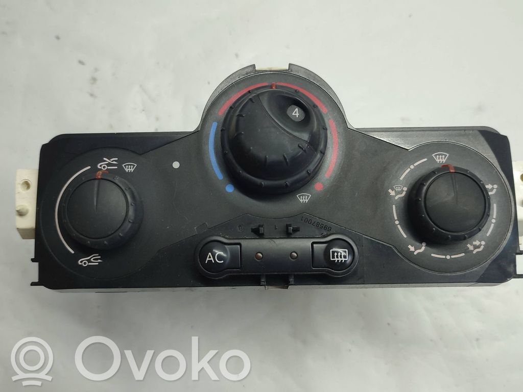 Renault Megane II Climate control unit 