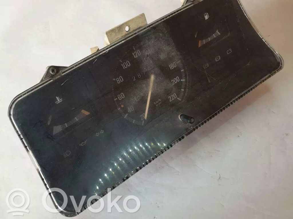 Opel Kadett E Speedometer (instrument cluster) 