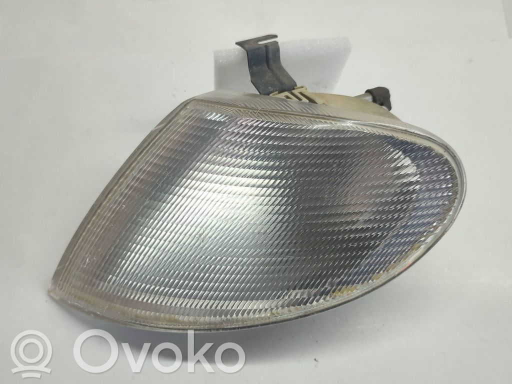 Ford Galaxy Front indicator light 