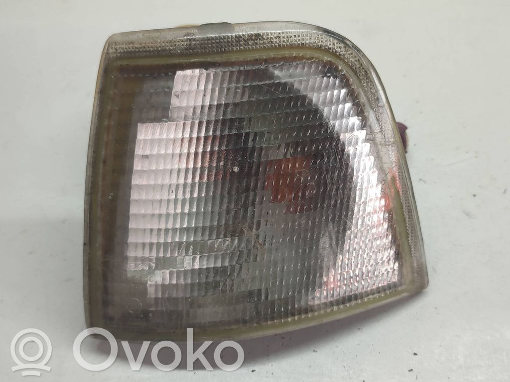 Audi 80 90 B3 Front indicator light 