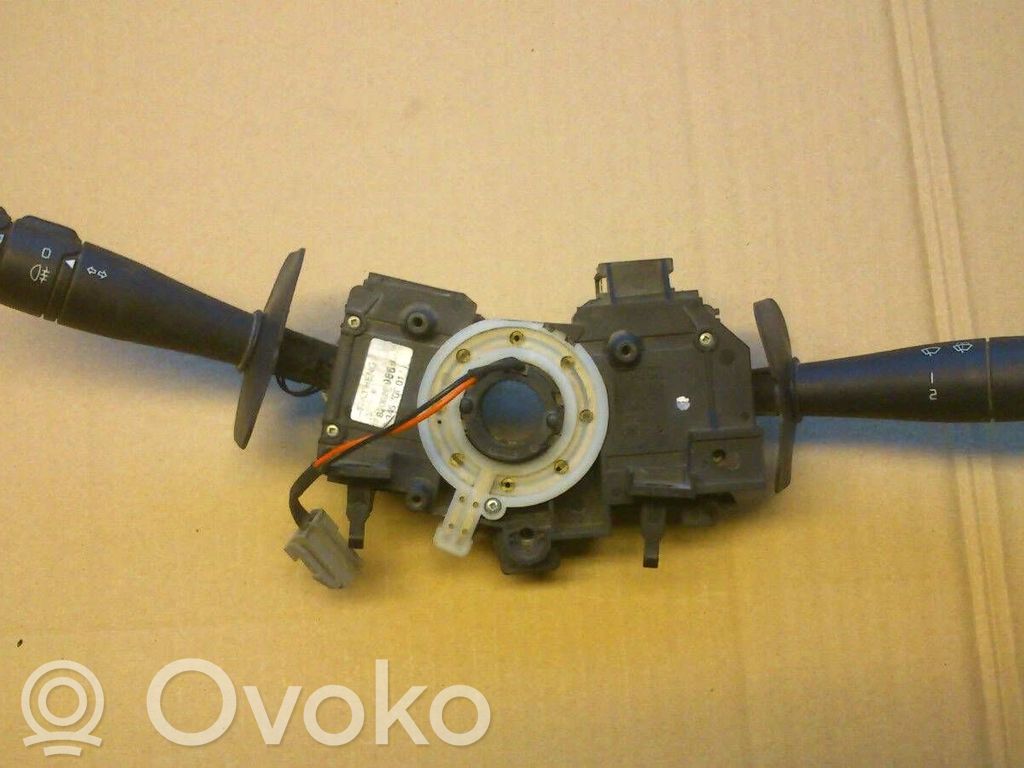 Renault Kangoo I Palanca de control del limpiaparabrisas 