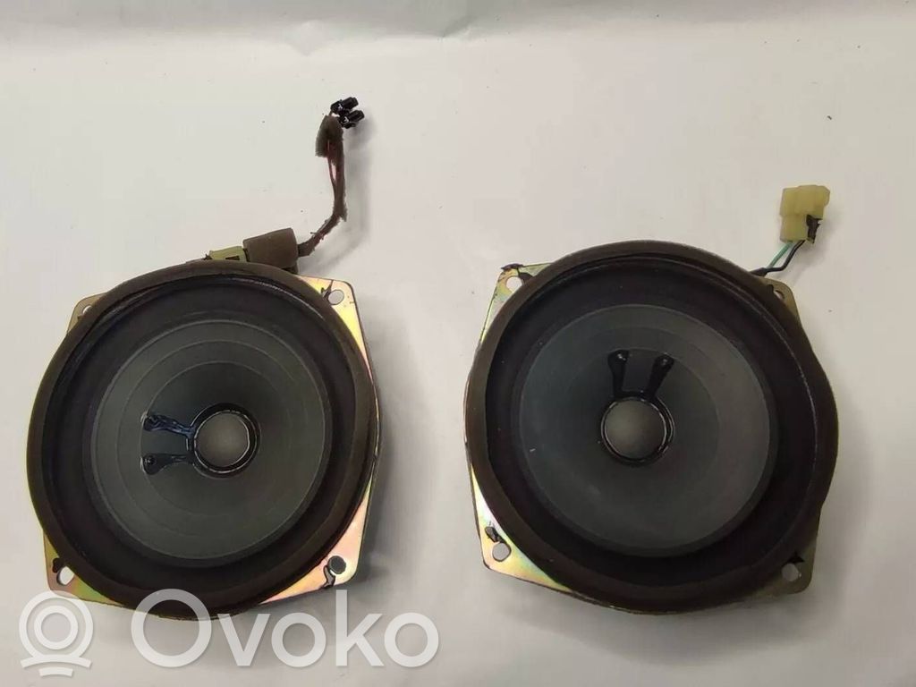 Hyundai Coupe Front door speaker 