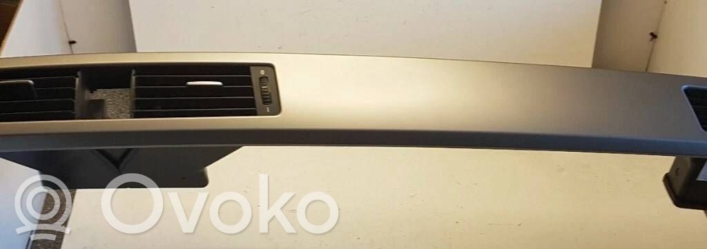 BMW 3 E90 E91 Dashboard glove box trim 