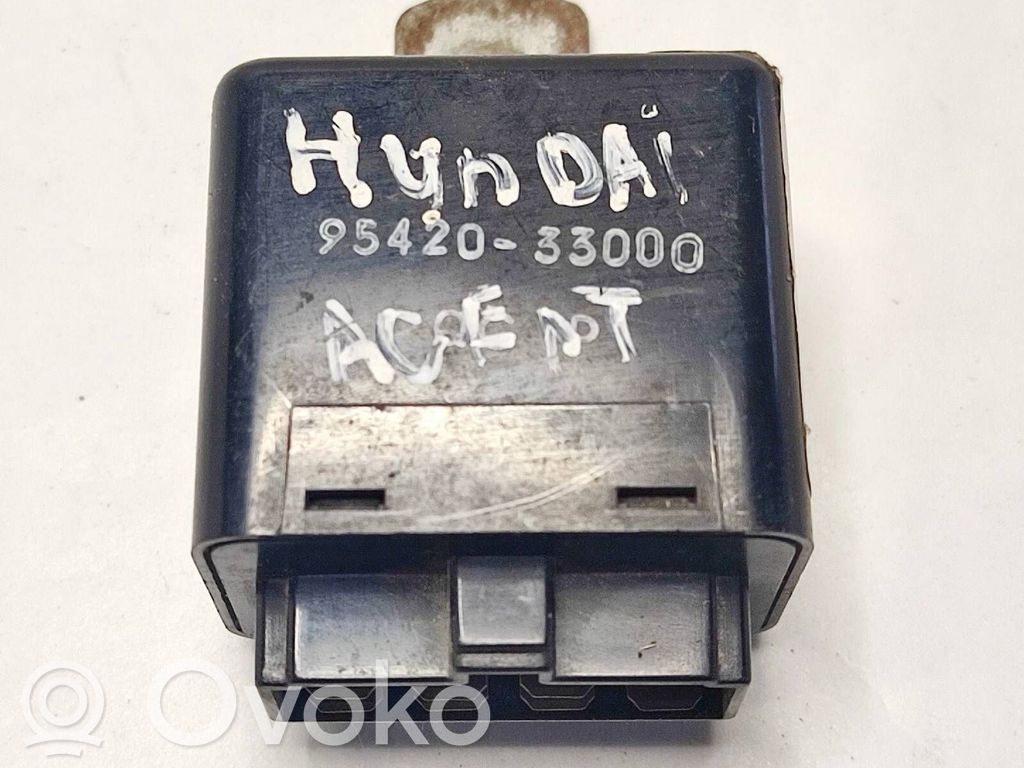 Hyundai Accent Moduł / Przekaźnik wycieraczek 