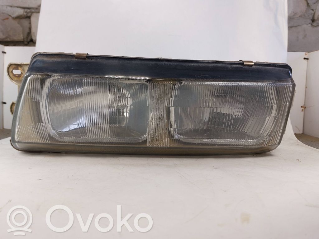 Mitsubishi Galant Scheinwerfer 