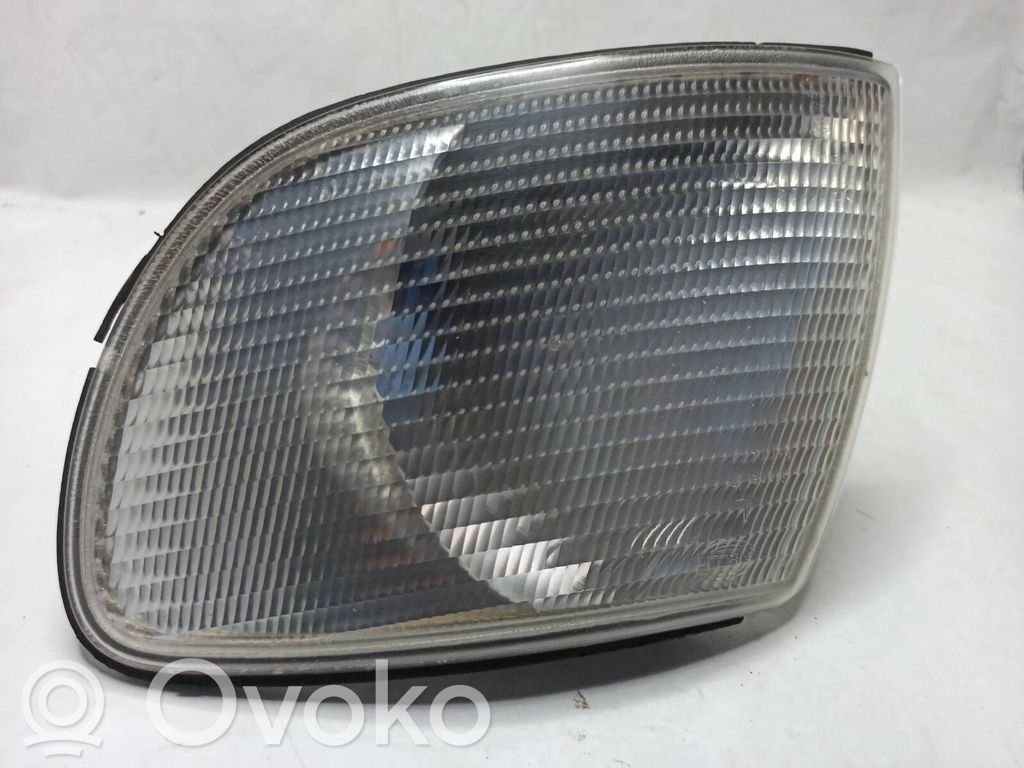 Audi A6 S6 C4 4A Frontblinker 