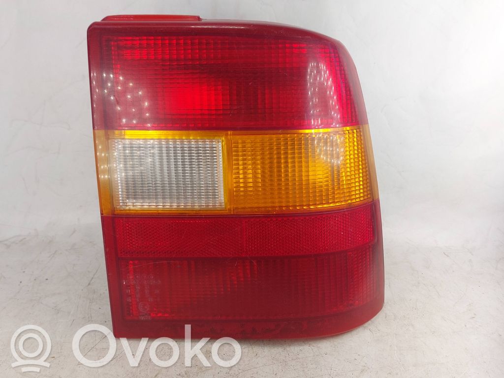 Opel Vectra A Galinis žibintas kėbule 