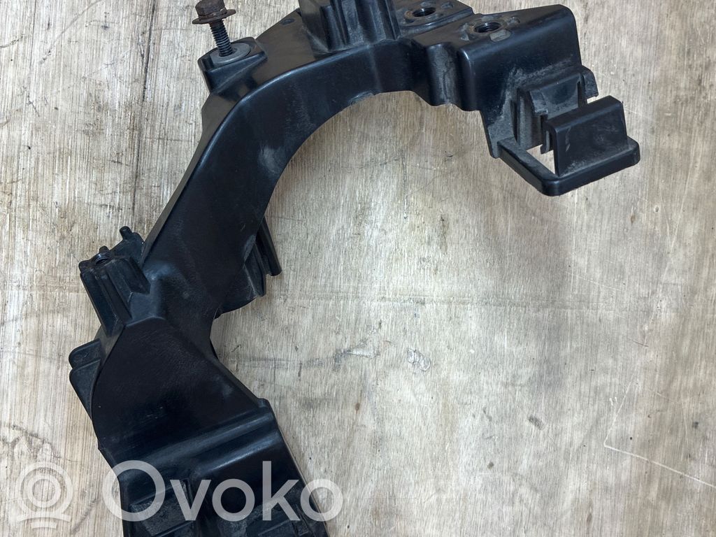 KIA Ceed Headlight/headlamp mounting bracket 