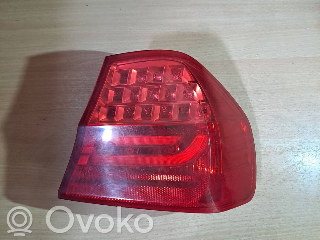 Luz trasera/de freno   7154154,21830201