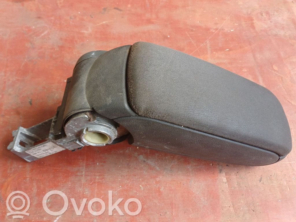 Audi A6 S6 C6 4F Reposabrazos 