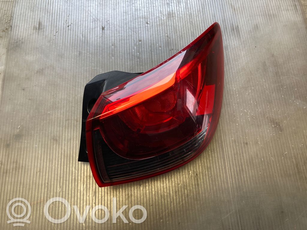 Mazda 2 Rear/tail lights 