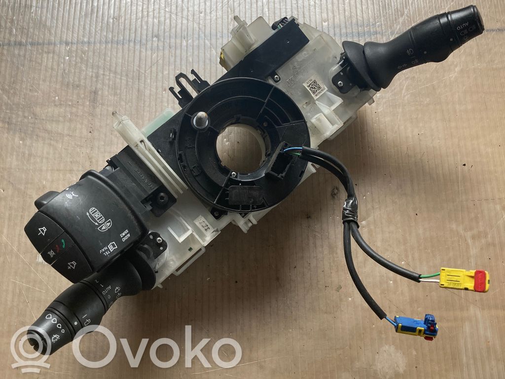 Renault Scenic III -  Grand scenic III Wiper turn signal indicator stalk/switch 