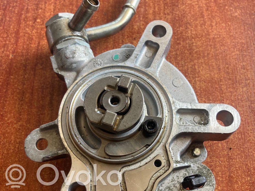 Mazda 2 Bomba de vacío 