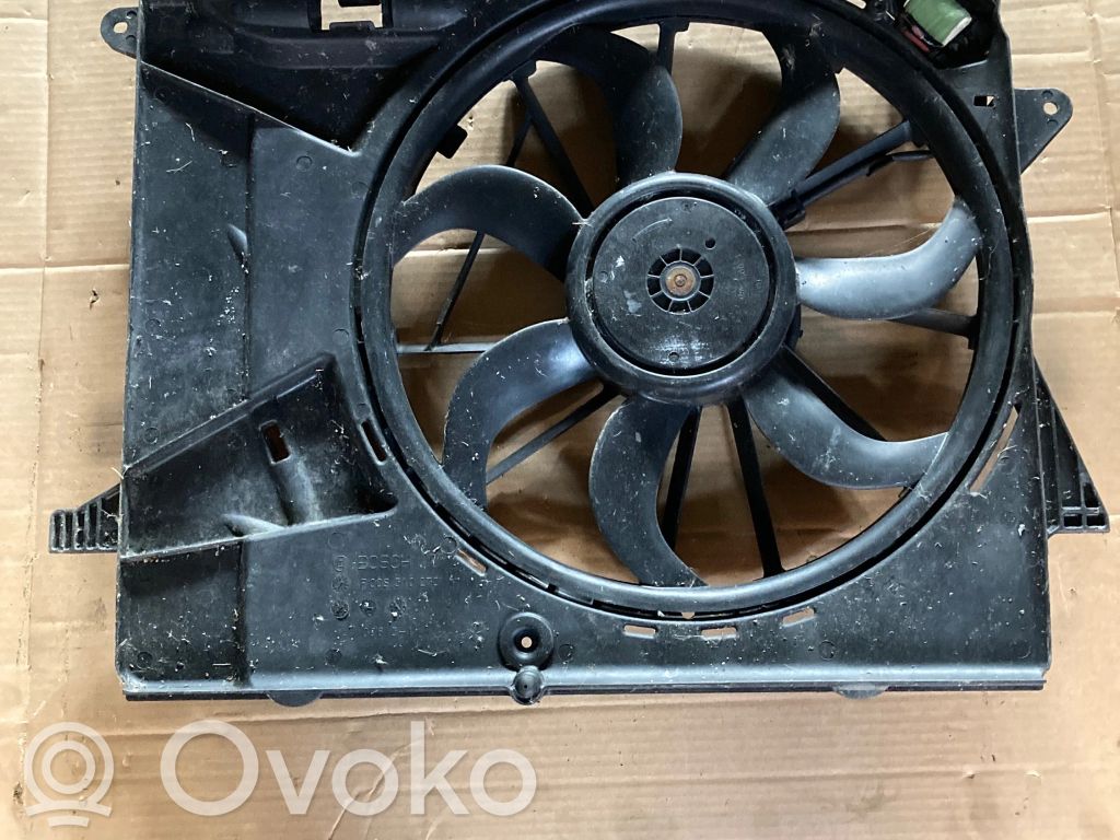 Chevrolet Trax Radiator cooling fan shroud 