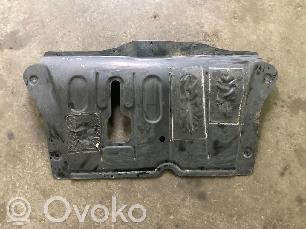 Engine splash shield/under tray   758901227R,2512,KA948004