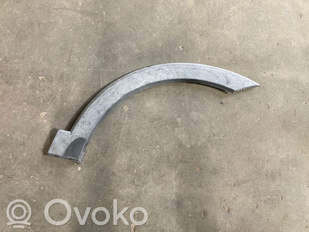 Chevrolet Captiva Front arch trim 