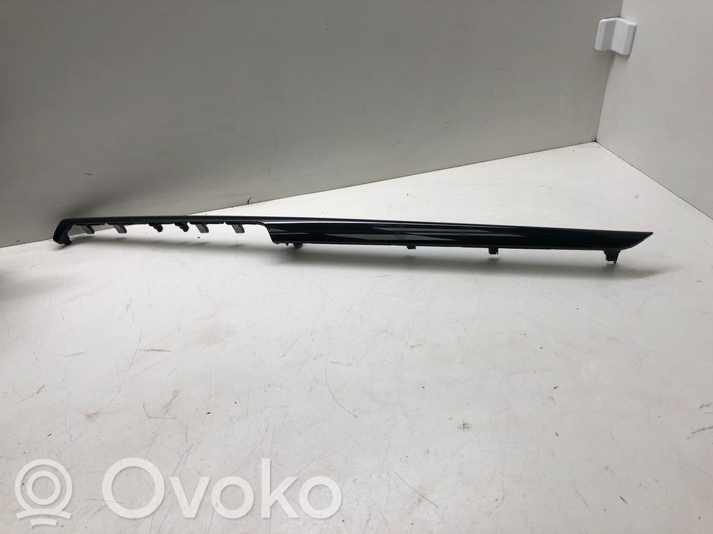 Panel trim   B45A55256