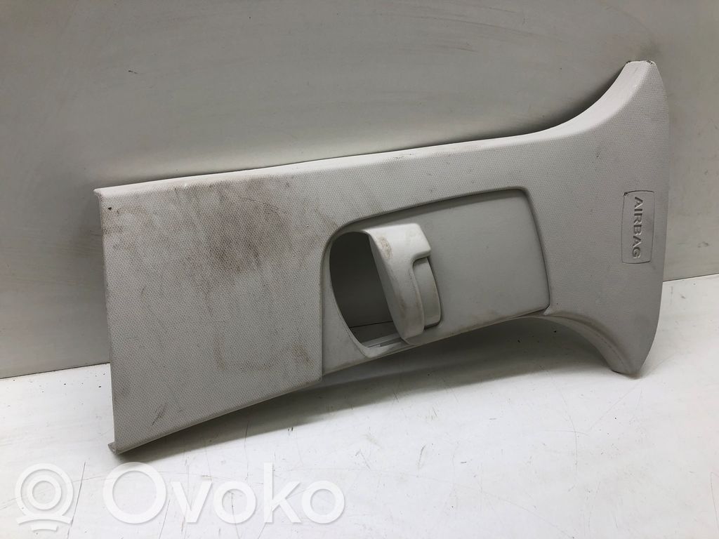 Ford Focus Pilar (B) (superior) 