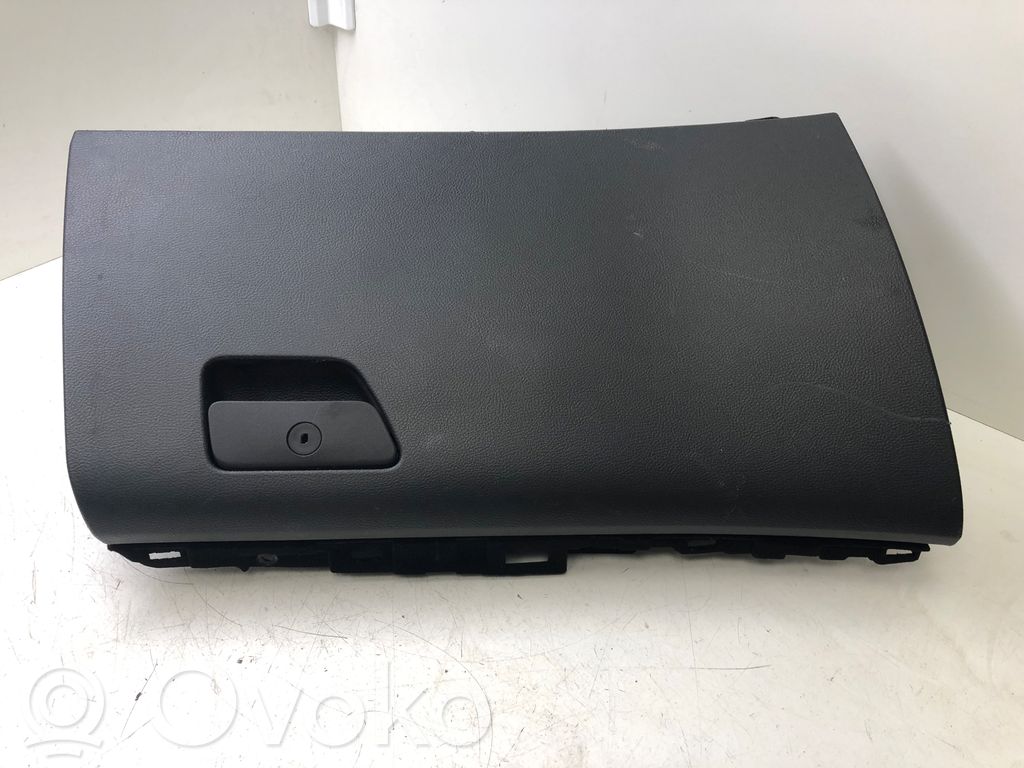 Guantera   DS7313570B
