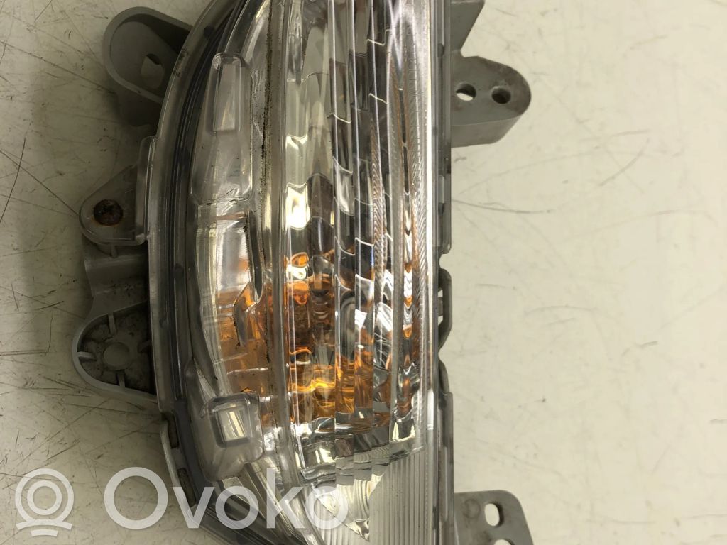 Front indicator light   B45A51350