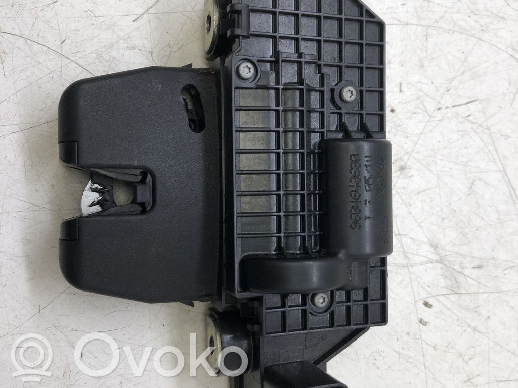 Tailgate/trunk/boot lock/catch/latch   9684643680