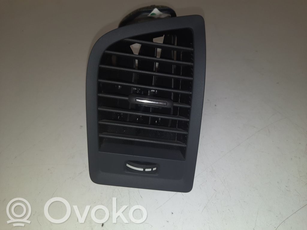 Volvo XC60 Dashboard side air vent grill/cover trim 
