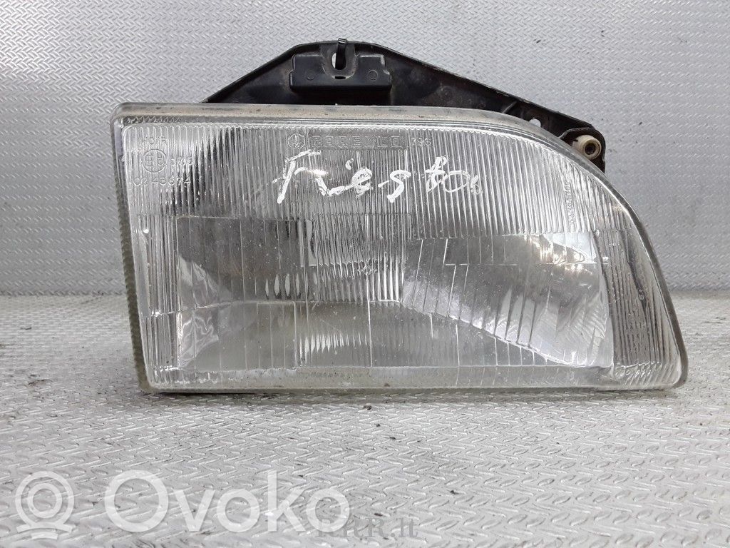 Ford Fiesta Headlight/headlamp 