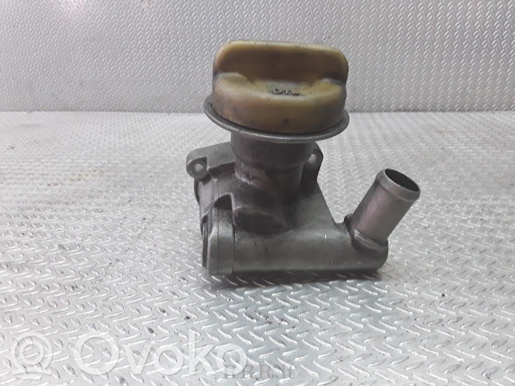Opel Vectra C Korek wlewu oleju 