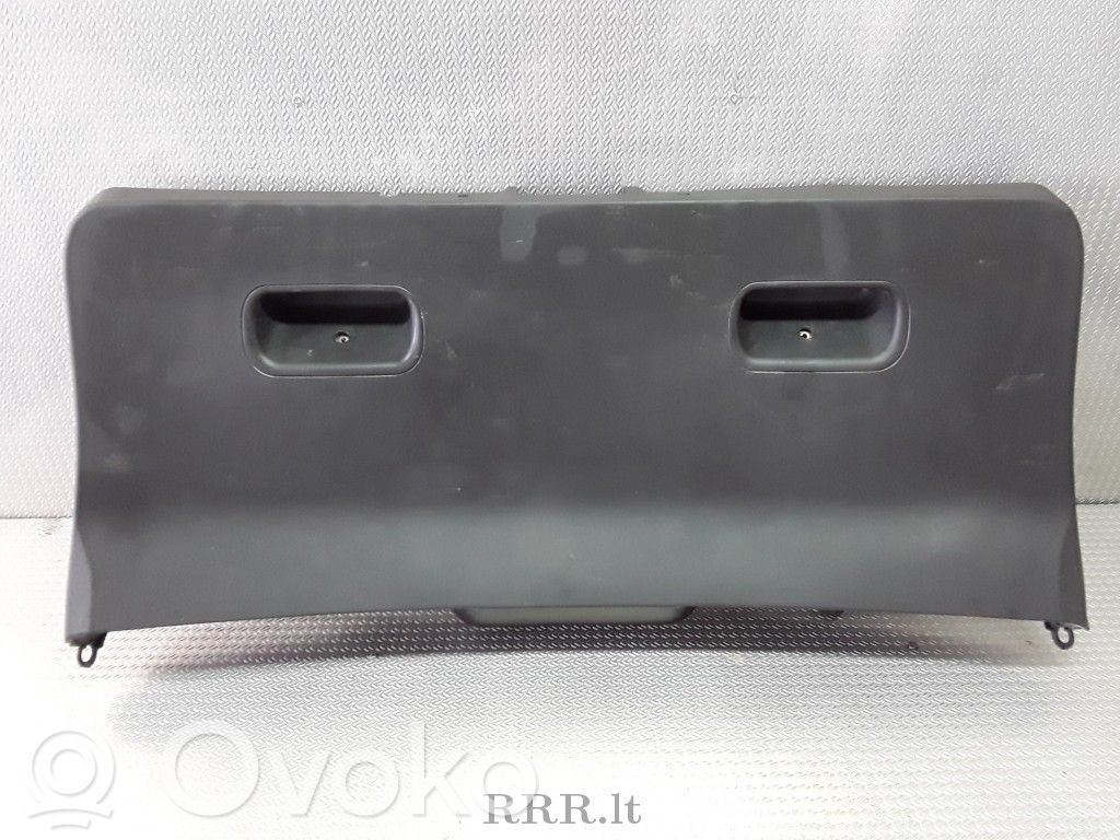Bottom trim