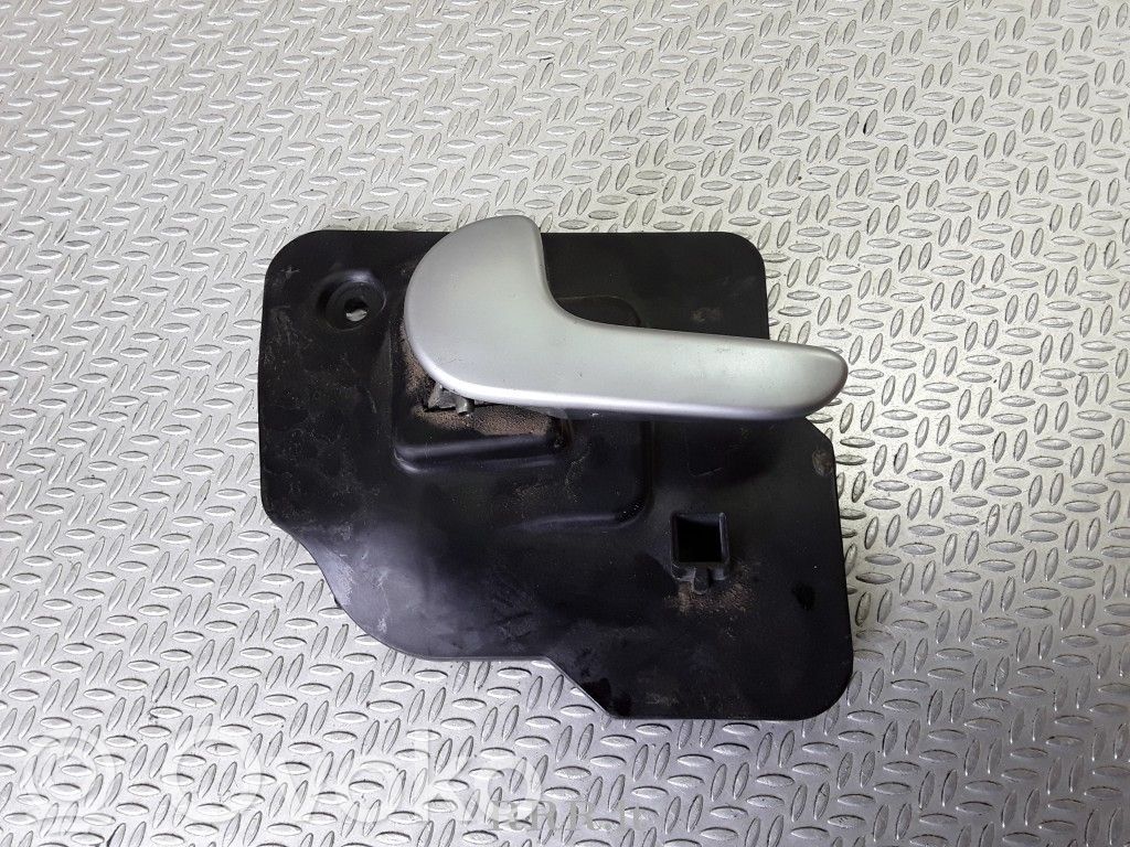 Manecilla interna puerta delantera   13121858