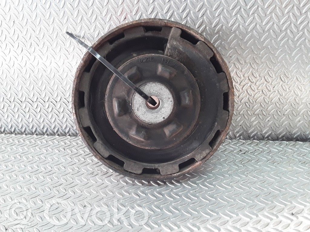 BMW 5 E39 Rear coil spring rubber mount 