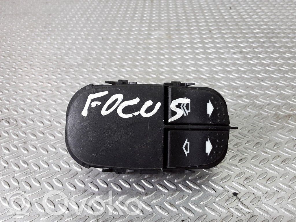 Ford Focus Electric window control switch 