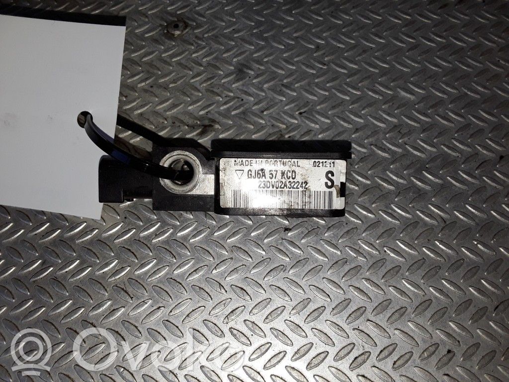 Airbagsensor Crashsensor Drucksensor   GJ6A57KCO