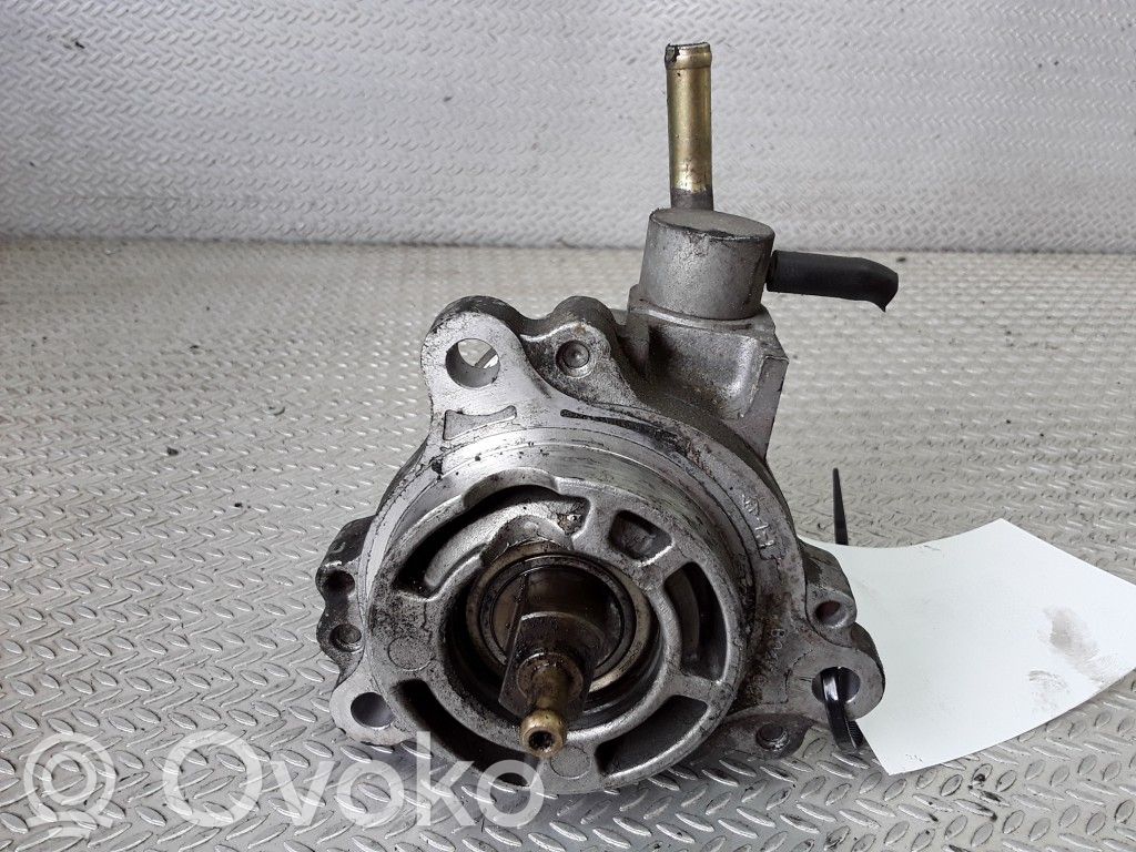 Mazda 626 Vacuum pump 