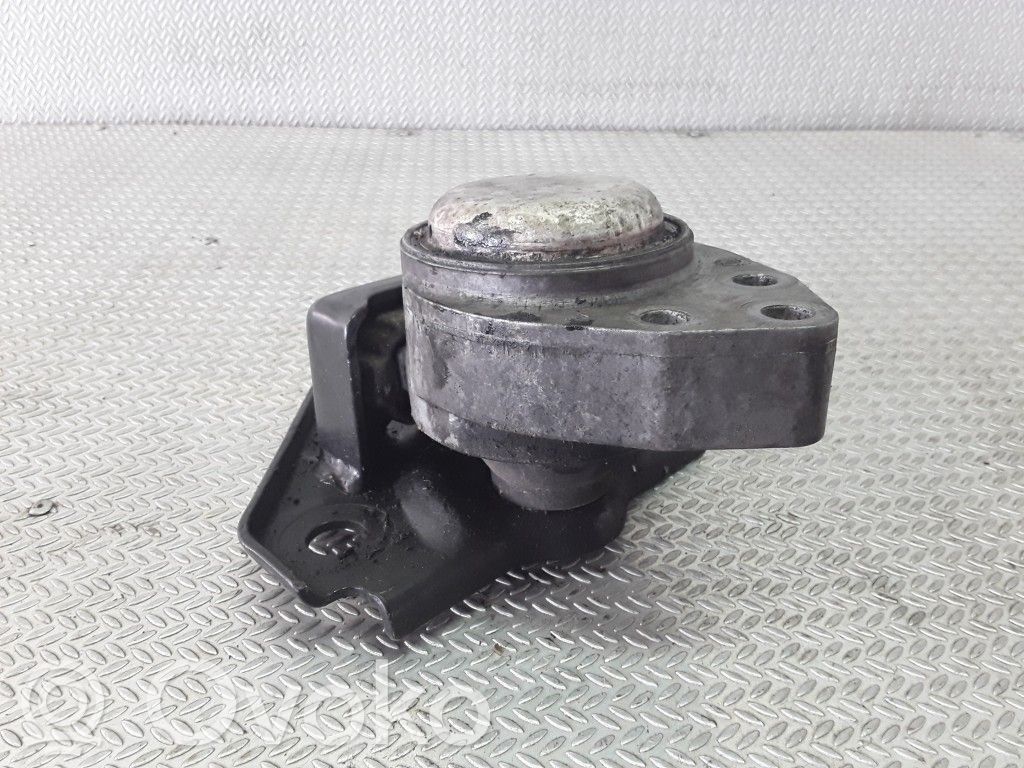 Ford Fiesta Moottorin kiinnikekorvake 