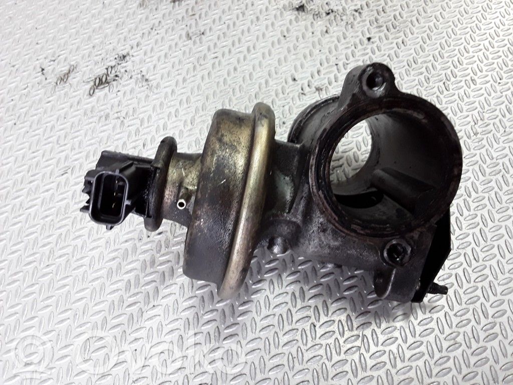 Клапан EGR   074C05P