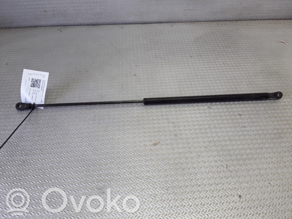 Audi A4 S4 B5 8D Bagāžnieka amortizators 