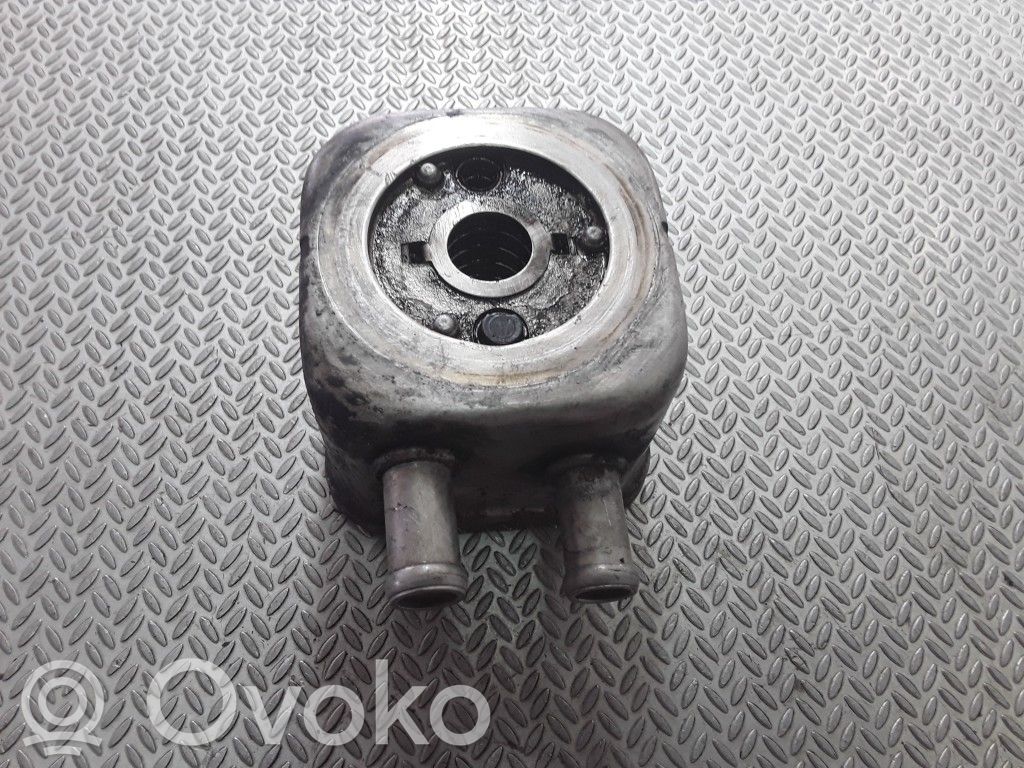 Oil filter mounting bracket