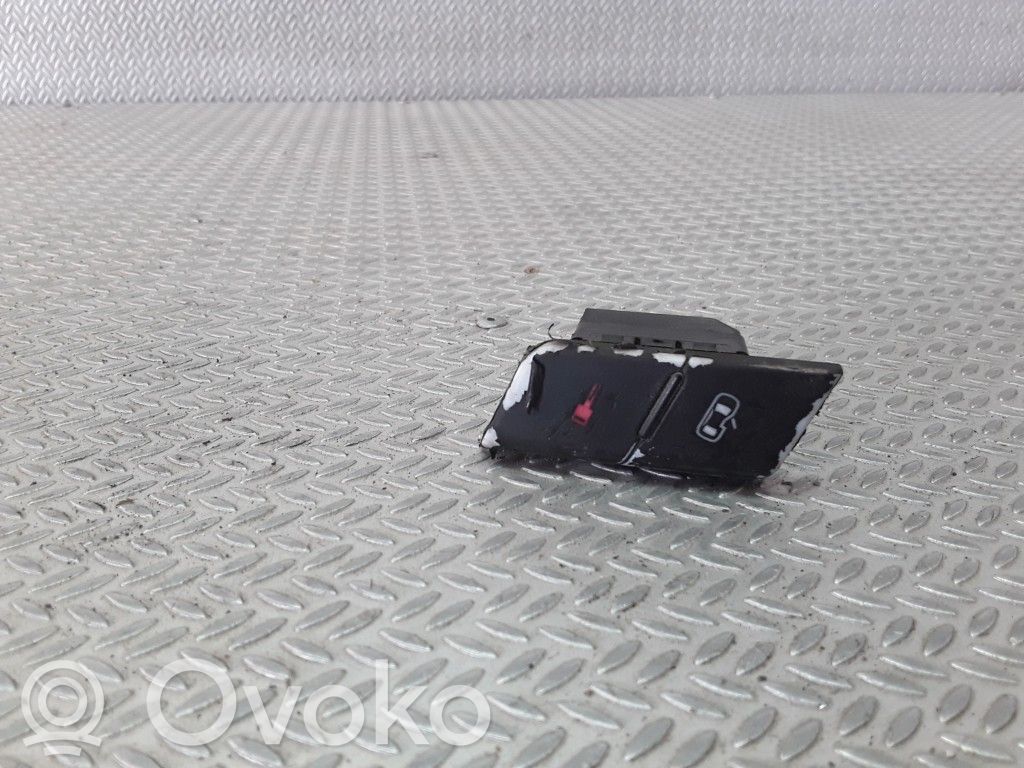Central locking switch button   8E29621085PR