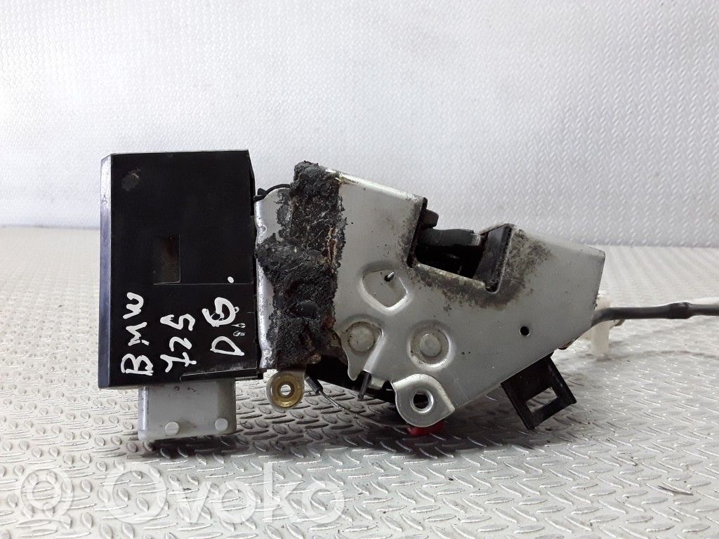 Serrure de porte arrière   40620751