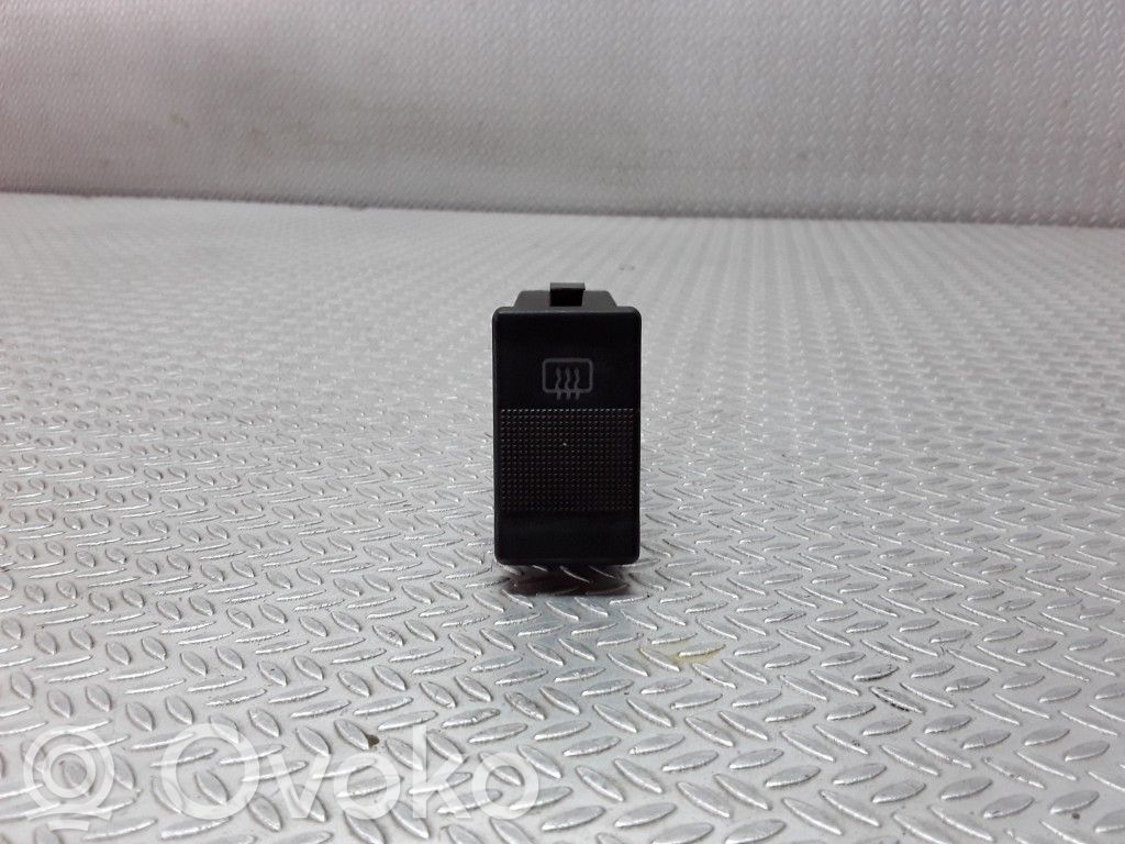 Audi A6 S6 C4 4A Windscreen/window heater switch 