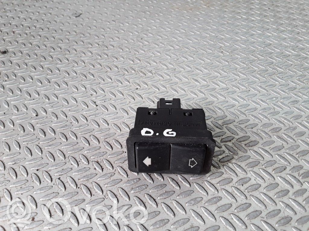 BMW 7 E38 Electric window control switch 