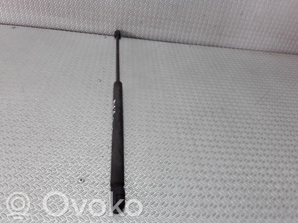 Ford Mondeo Mk III Tailgate/trunk strut/damper 