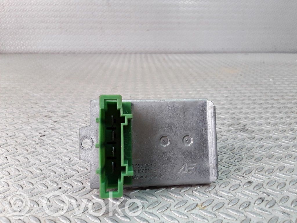 Heater blower motor/fan resistor
