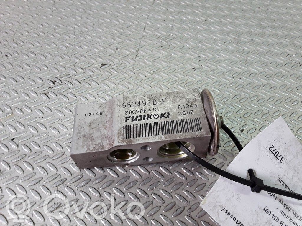 Ilmastointilaitteen laajennusventtiili (A/C)   662492DF