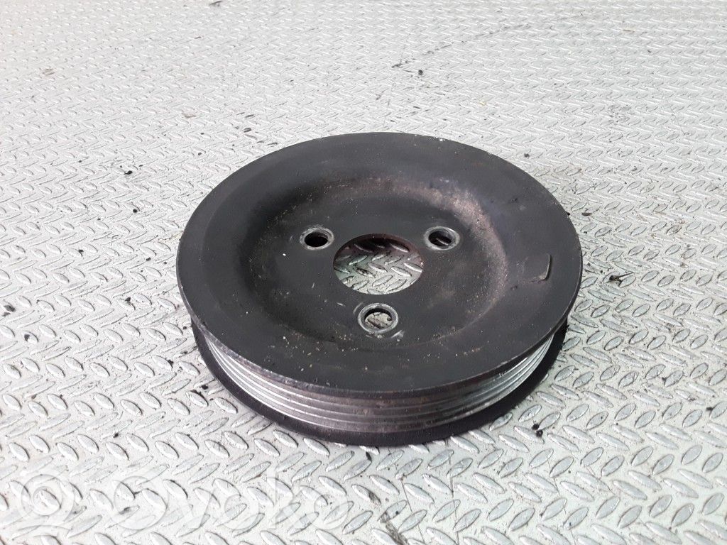 BMW 5 E39 Power steering pump pulley 