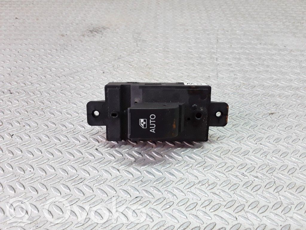 Opel Antara Electric window control switch 