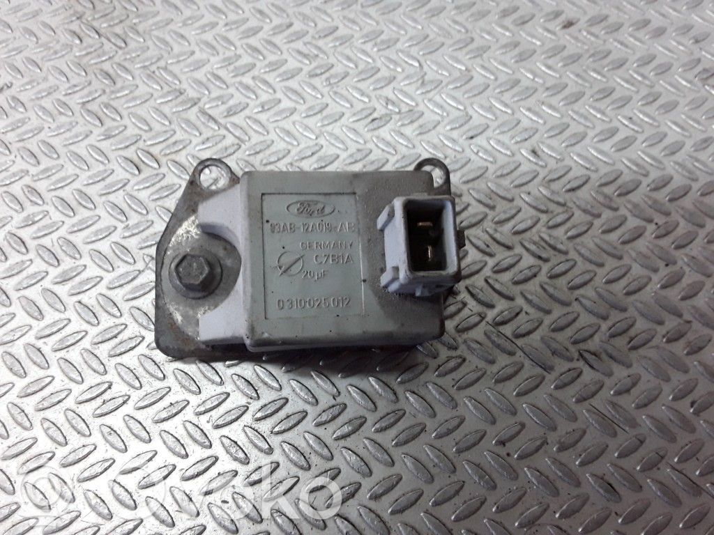 Ford Focus Ignition amplifier control unit 