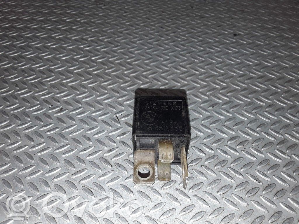 BMW 5 E39 Other relay 
