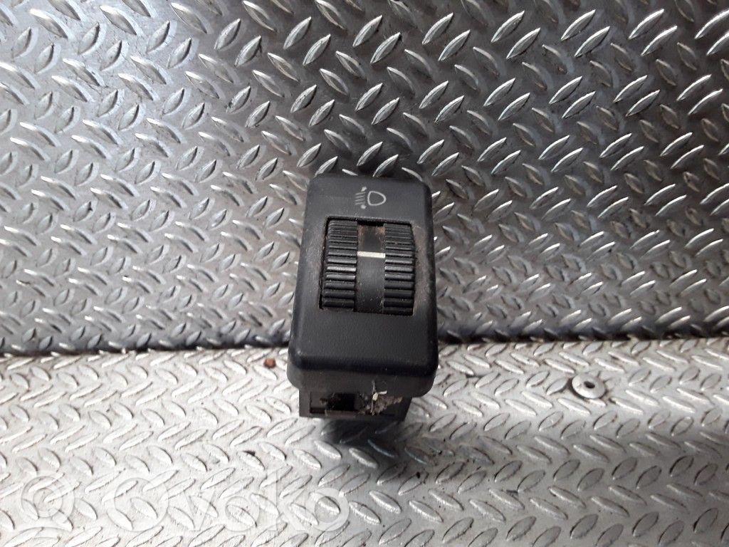 Headlight level height control switch   58B31G56B